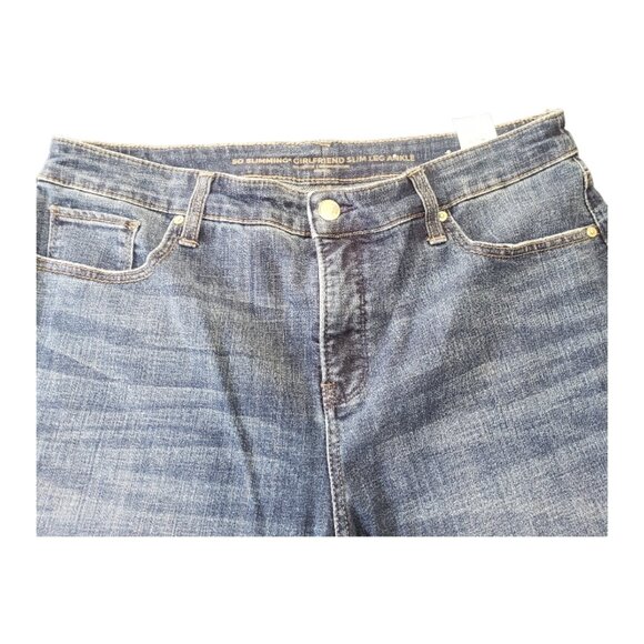 CT1505 Chico's So Slimming Girlfriend slim Leg ankle Jean 10T - Picture 3 of 4